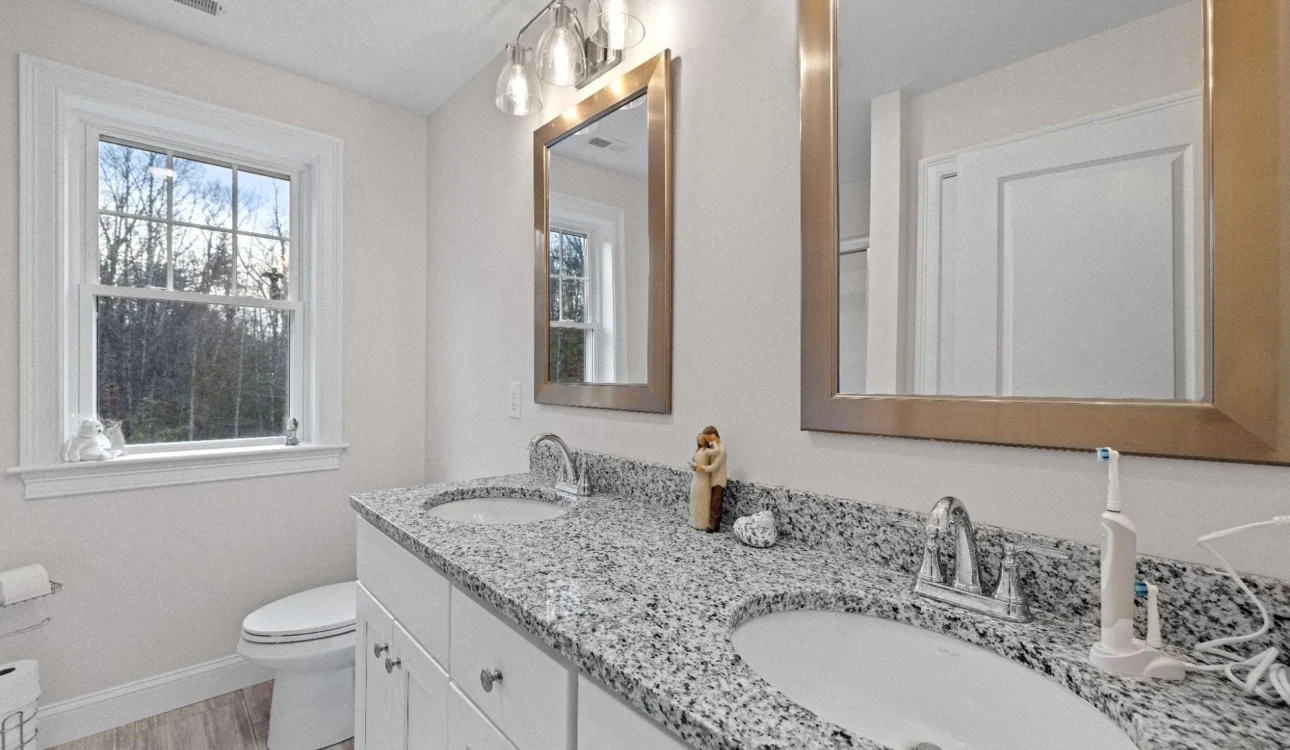 washroom lover pic | The Home X