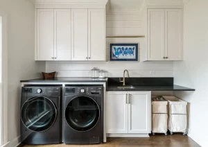 11 Lake Dr, Princeton, NJ 08540