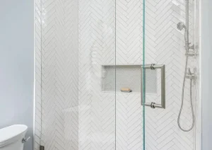 12 Lake Dr, Princeton, NJ 08540