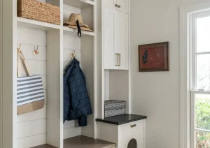 12 Lake Dr, Princeton, NJ 08540